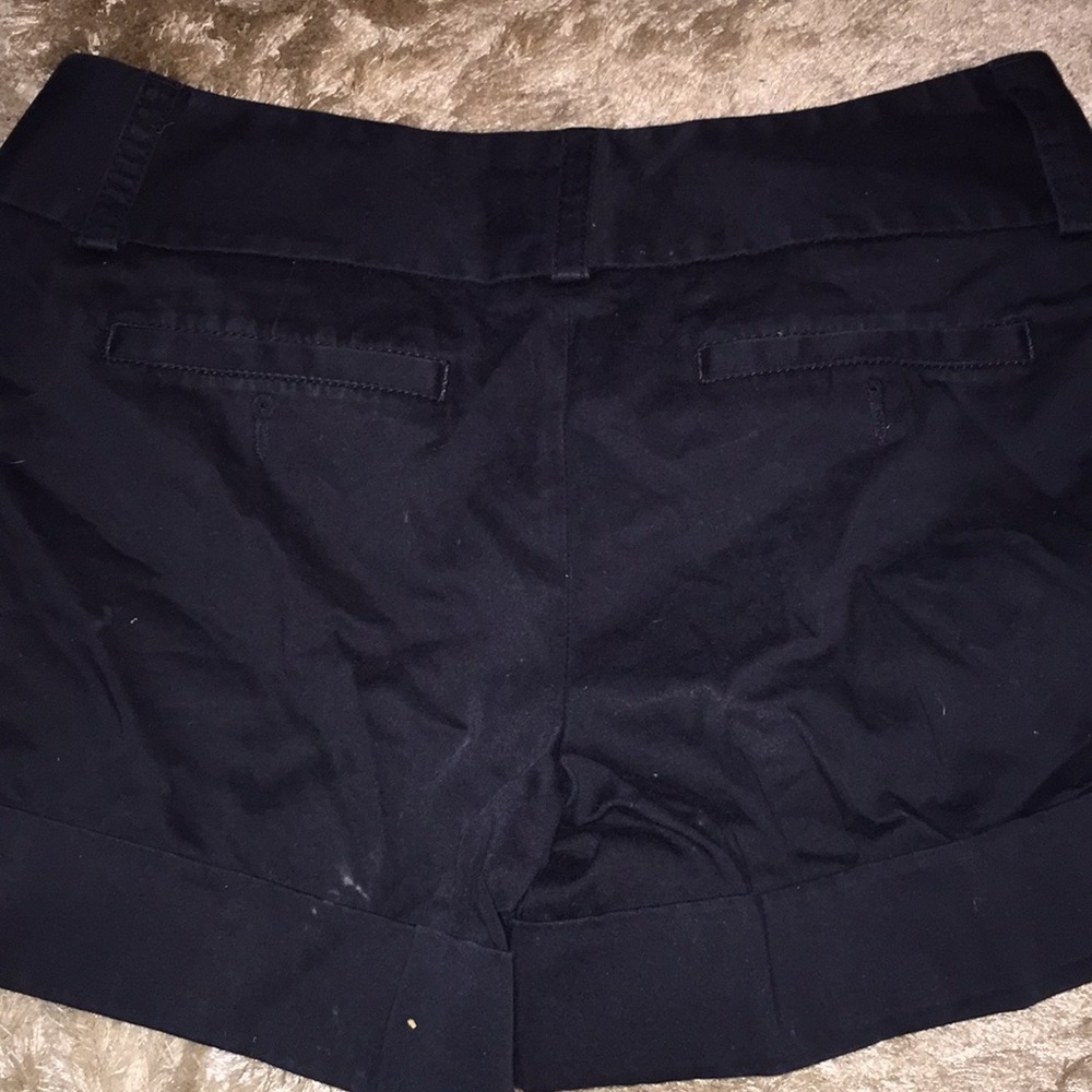 Express shorts 💕 - Picture 3 of 3